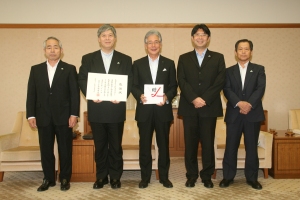 2010�N����t����