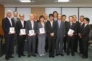 2012�N��t����