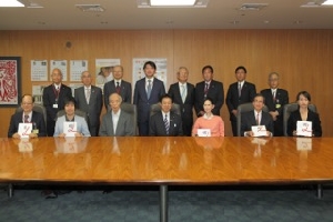 2017�N��t����