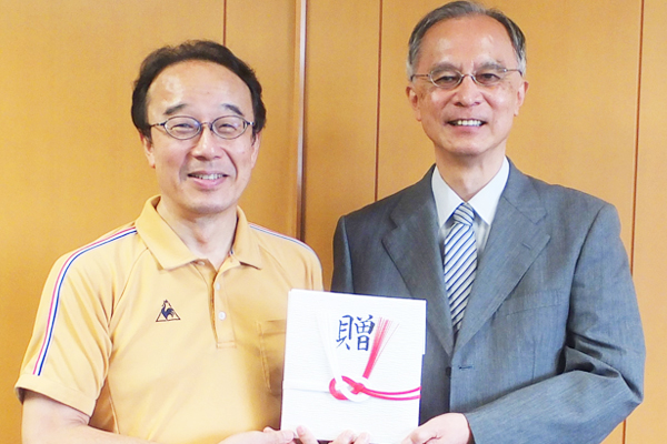 2020�N��t����